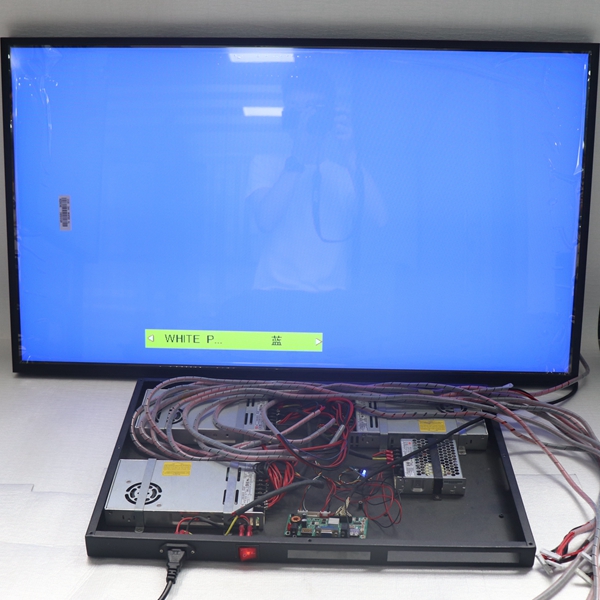 43"Factory price High Brightness TFT Outdoor application display screen panel